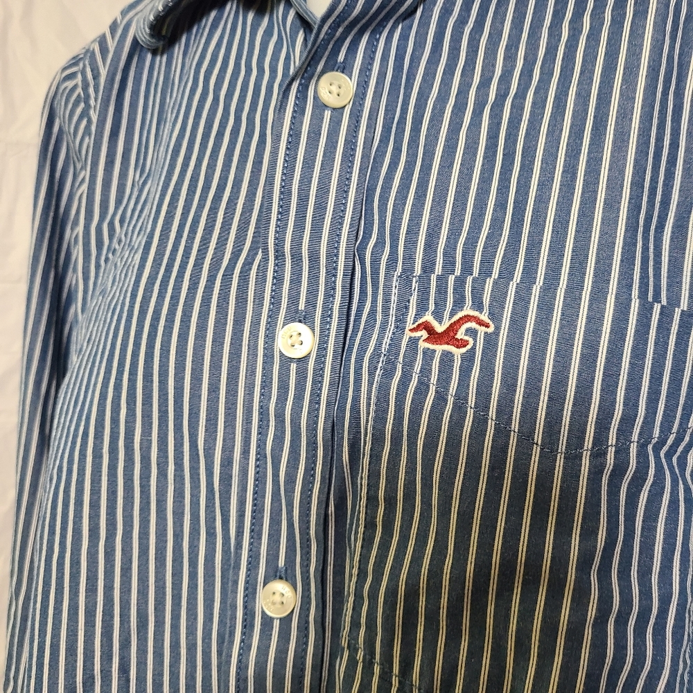 Hollister men’s striped button down - Picture 4 of 4